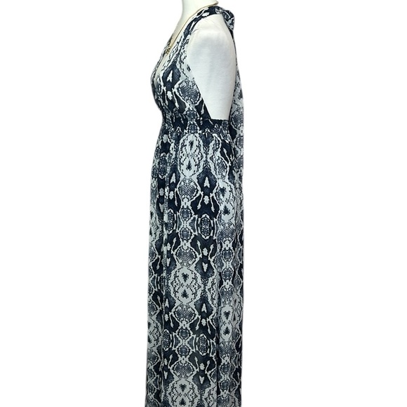Show Me Your MuMu Snake Print Blue and White Maxi Dress - Picture 4 of 6